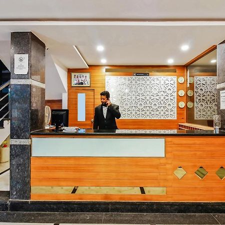 Oyo 29131 Hotel Mn Grand Shamshabad Exterior photo