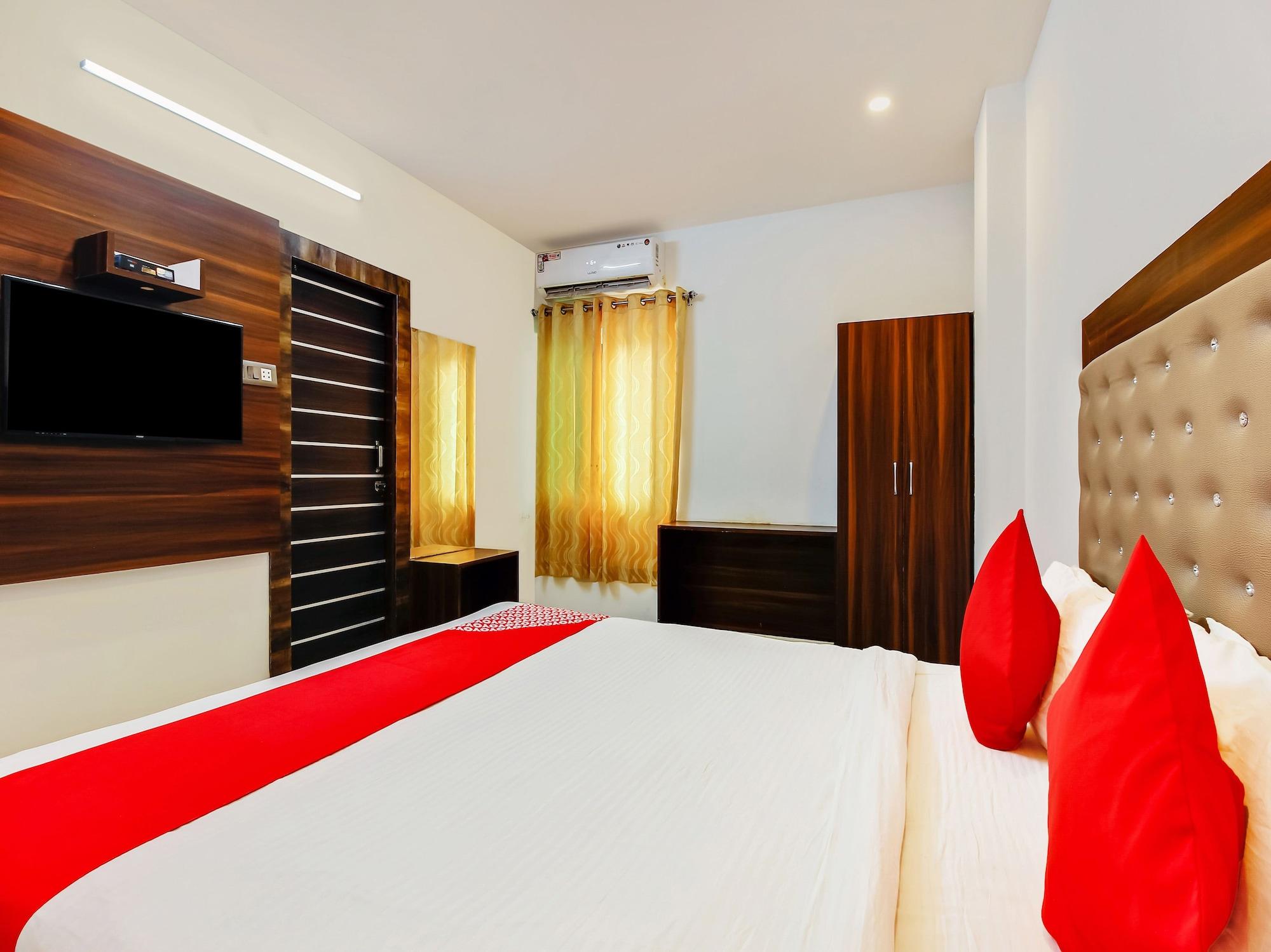 Oyo 29131 Hotel Mn Grand Shamshabad Exterior photo