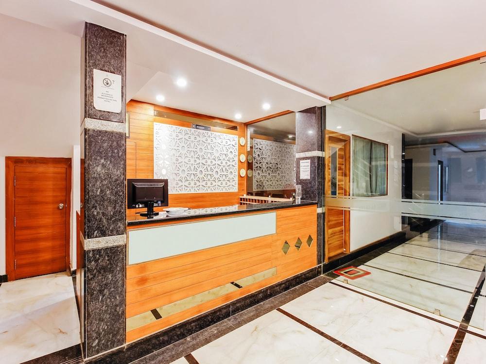 Oyo 29131 Hotel Mn Grand Shamshabad Exterior photo